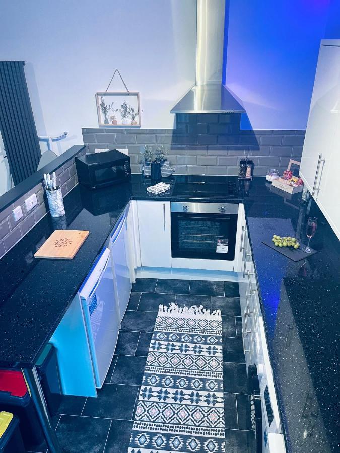 Elegant Studio1 Netflix Bathroom Close To Beach Swansea Buitenkant foto